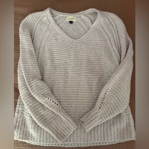 Universal Thread Light Purple V-Neck Sweater
